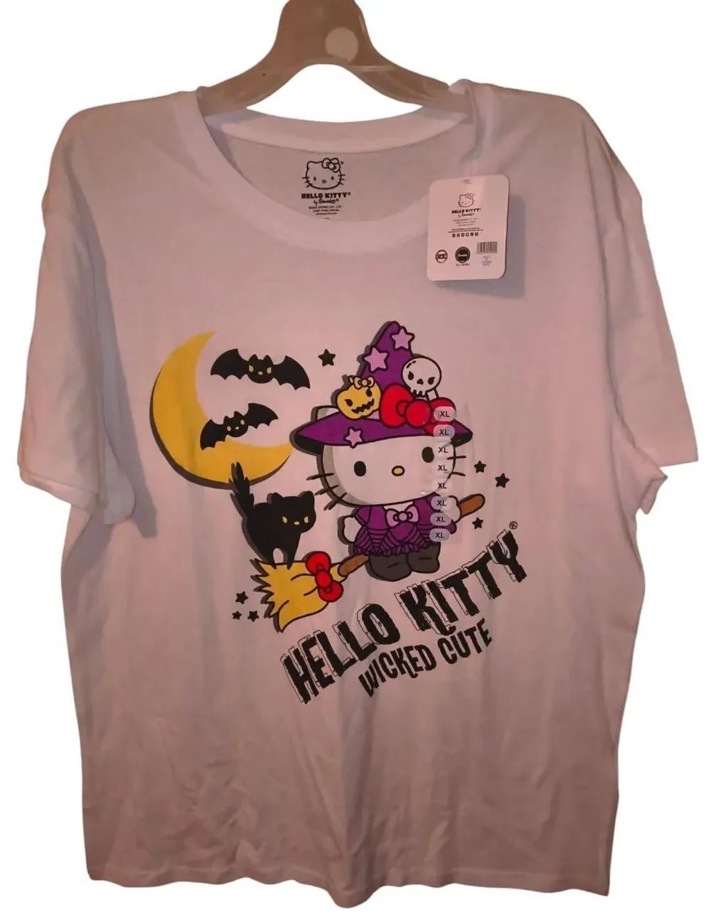 Hello Kitty Size XL Halloween T-shirt Wicked Cute Witch SS Tee White Sanrio NWT